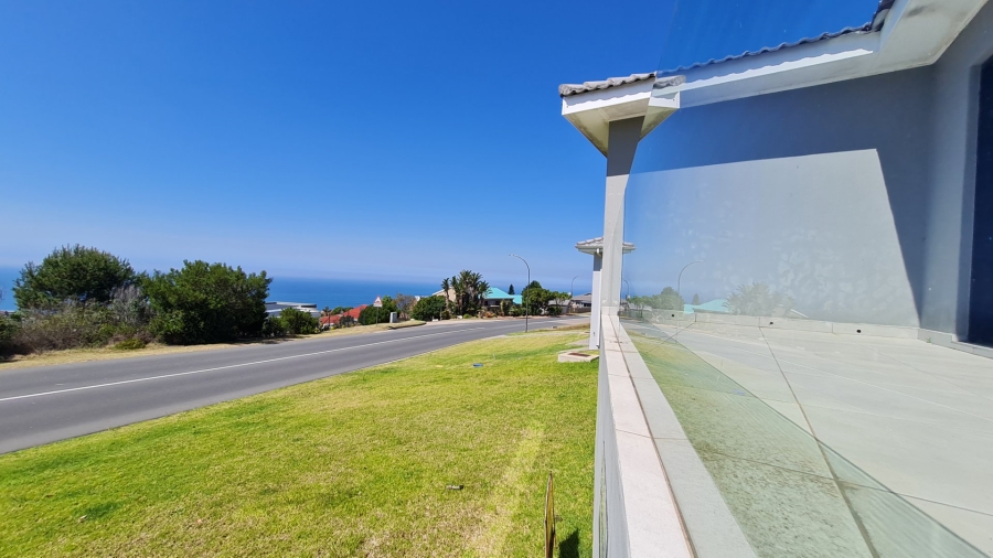 3 Bedroom Property for Sale in Dana Bay Western Cape